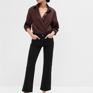 Gap NWOT kick crop jeans